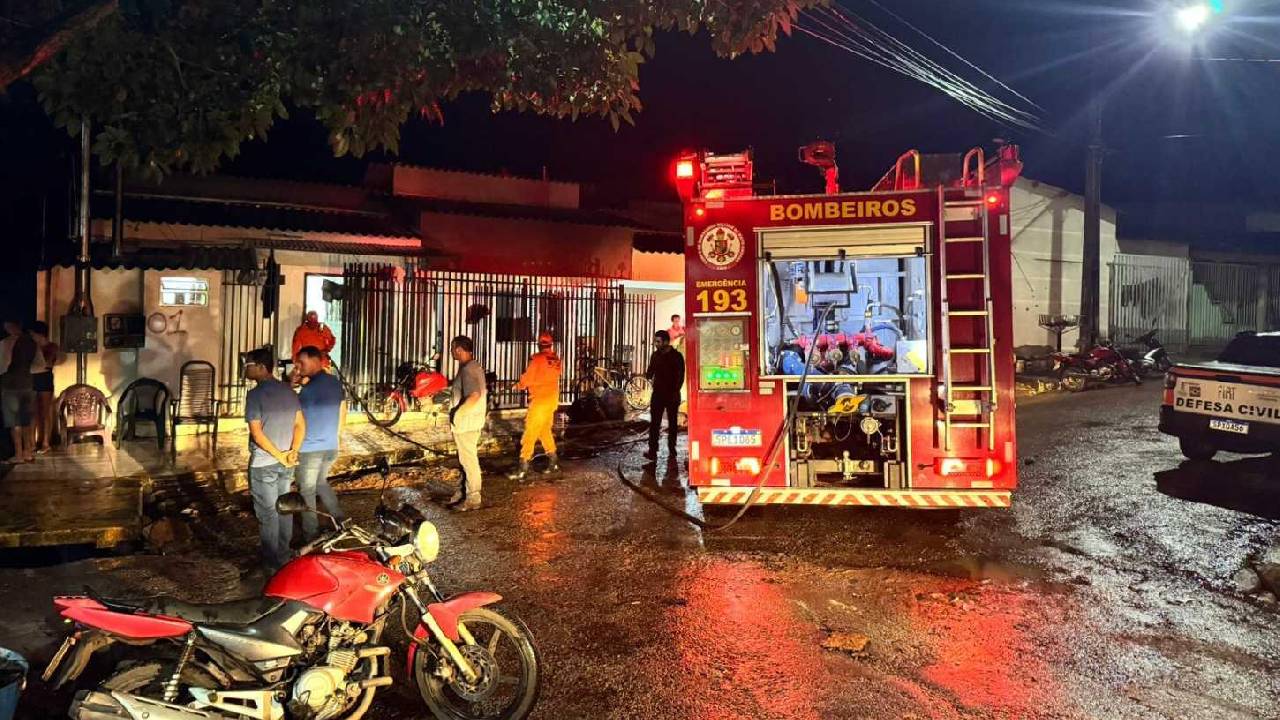 Chuva Intensa Mobiliza Força-Tarefa e Causa Estragos em Diversos Bairros de Primavera do Leste-MT