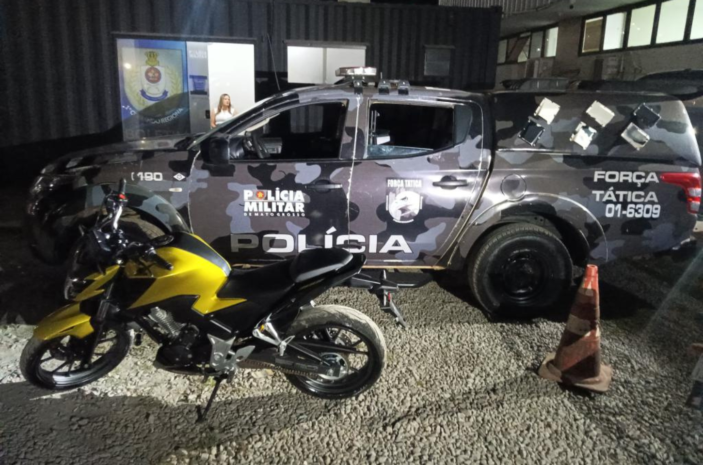 Força Tática Prende Seis Suspeitos de Tráfico de Drogas