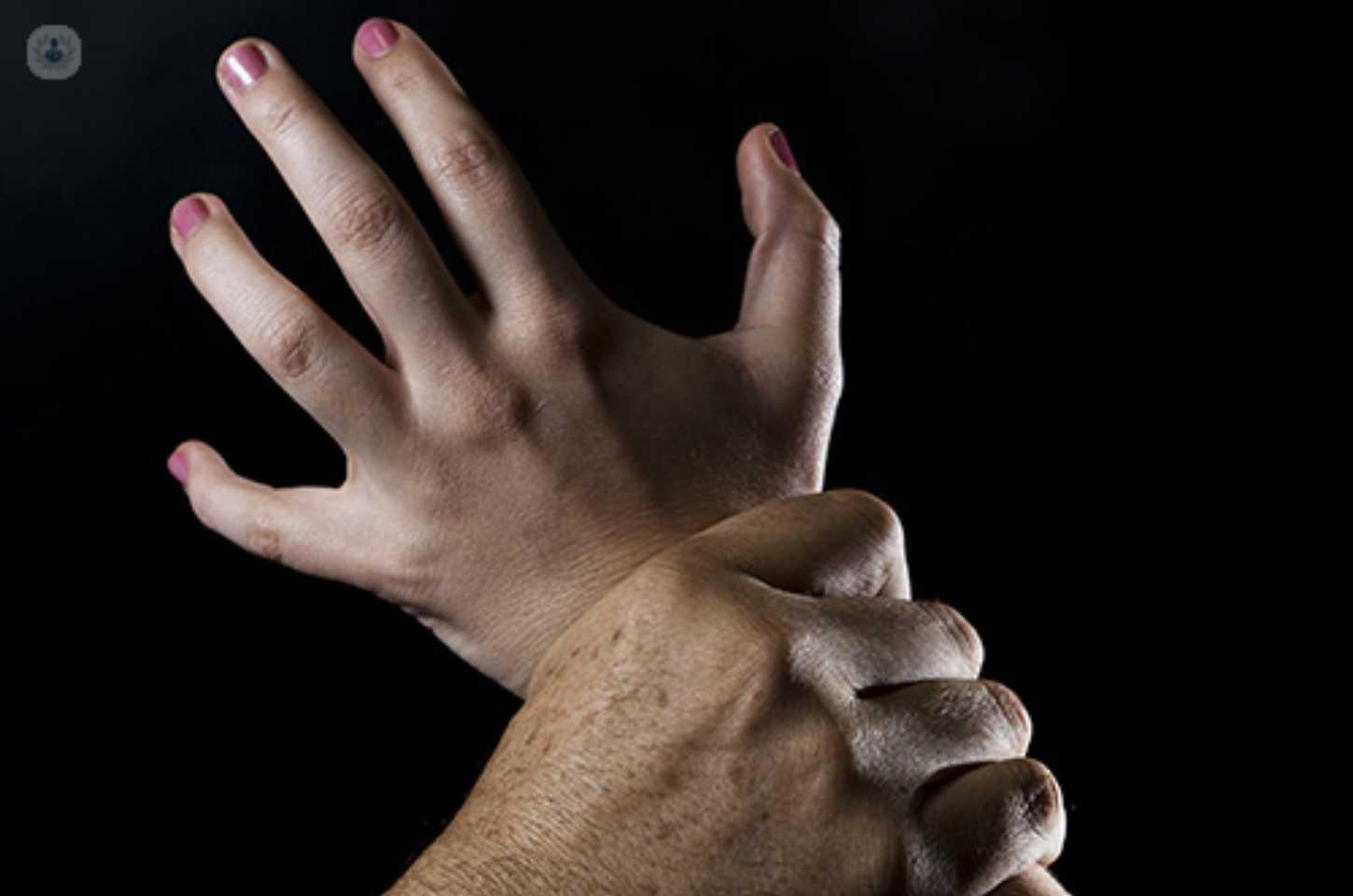 Polícia Prende Mãe que Ajudava Padrasto a Estuprar a Própria Filha em Primavera do Leste