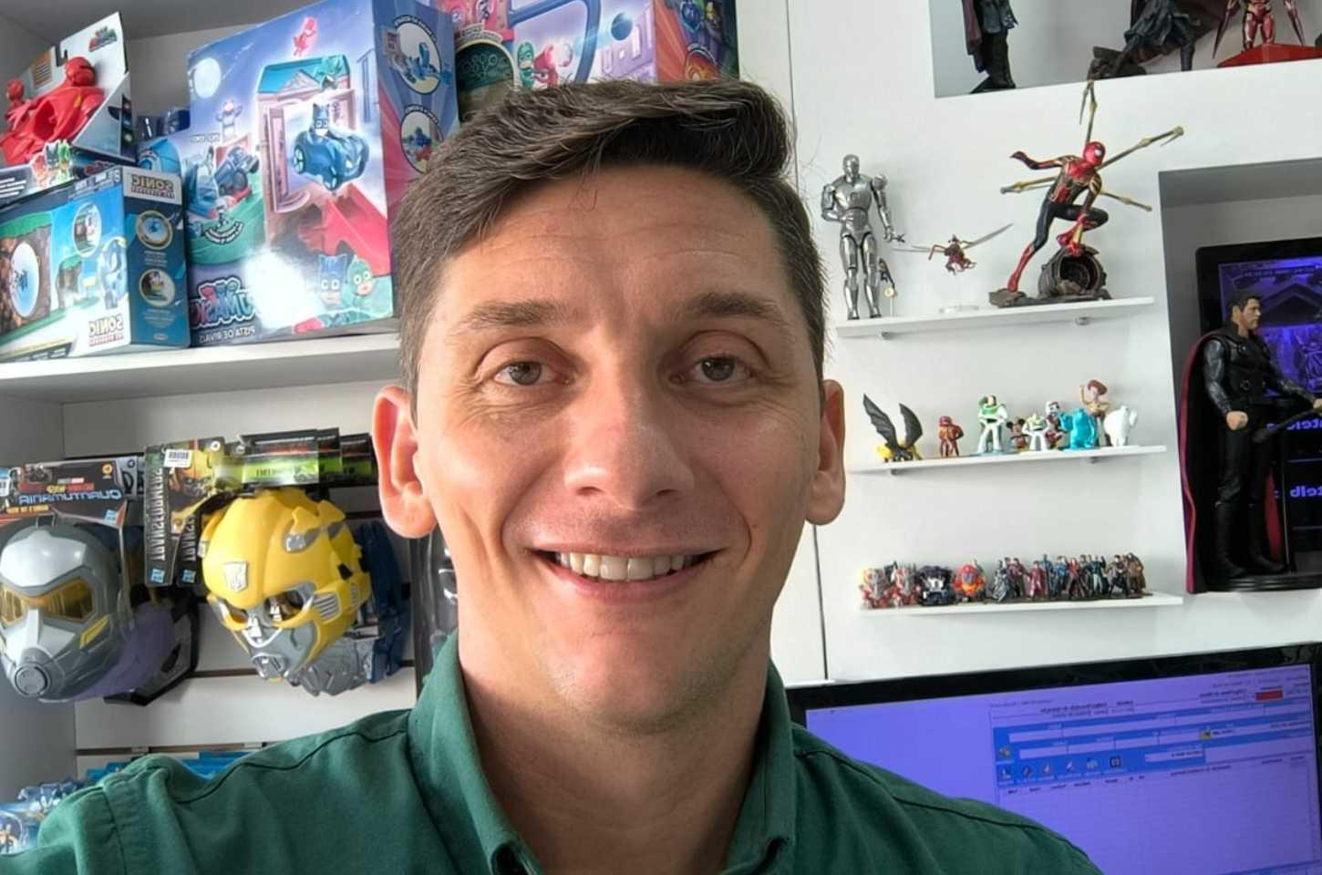 A Inspiração por Trás da Petibel Brinquedos: A Jornada de Rodrigo Gheller no Mundo dos Brinquedos