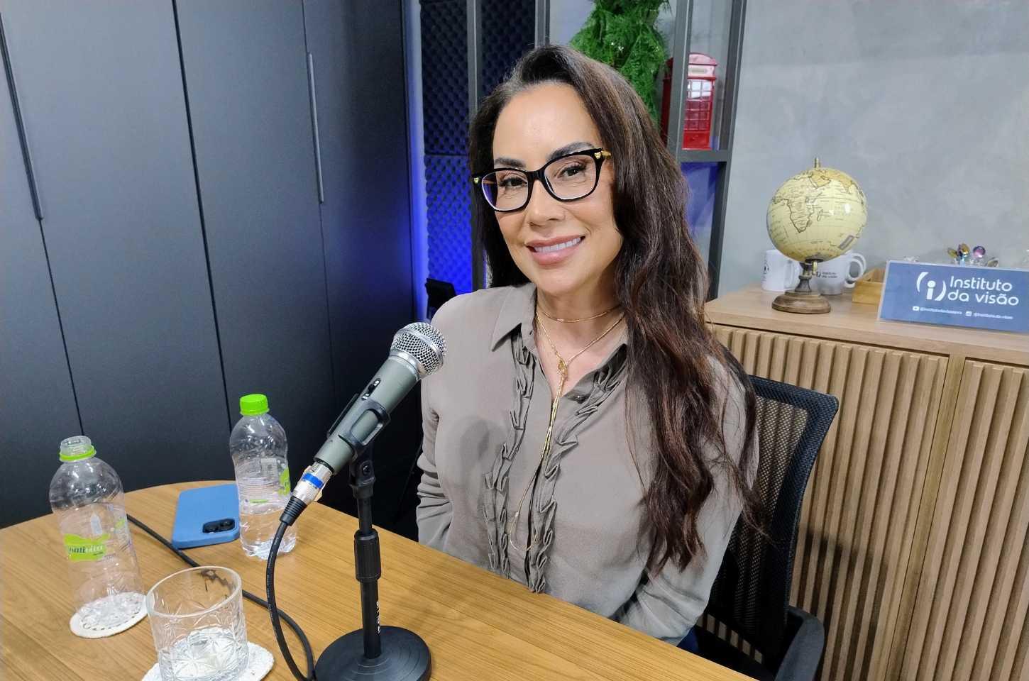 Julinere Goulart: A Jornada de Sucesso no Mundo das Joias