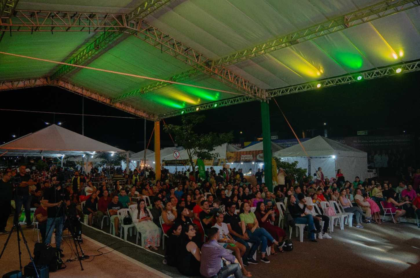 ✨Abertura Oficial do Primacanta 2025 e Festival de Comida de Rua: Noite de União, Cultura e Sabor Agita o Lago Municipal ✨