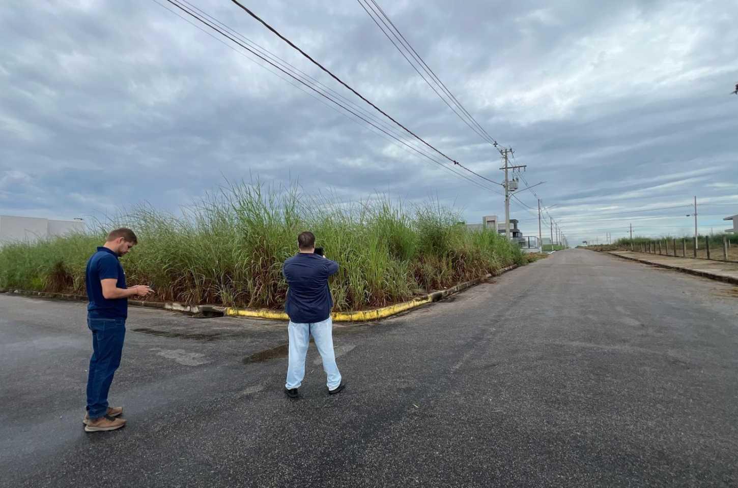 Primavera do Leste Intensifica Fiscalização e Aplica Multas em Terrenos Baldios Irregulares: Foco na Limpeza e Saúde Pública